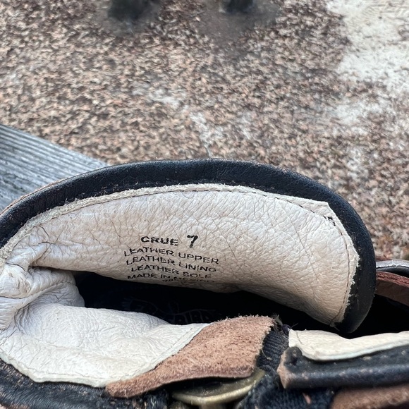 Stylish Kids Boots with Buckle Straps - Picture 5 of 6